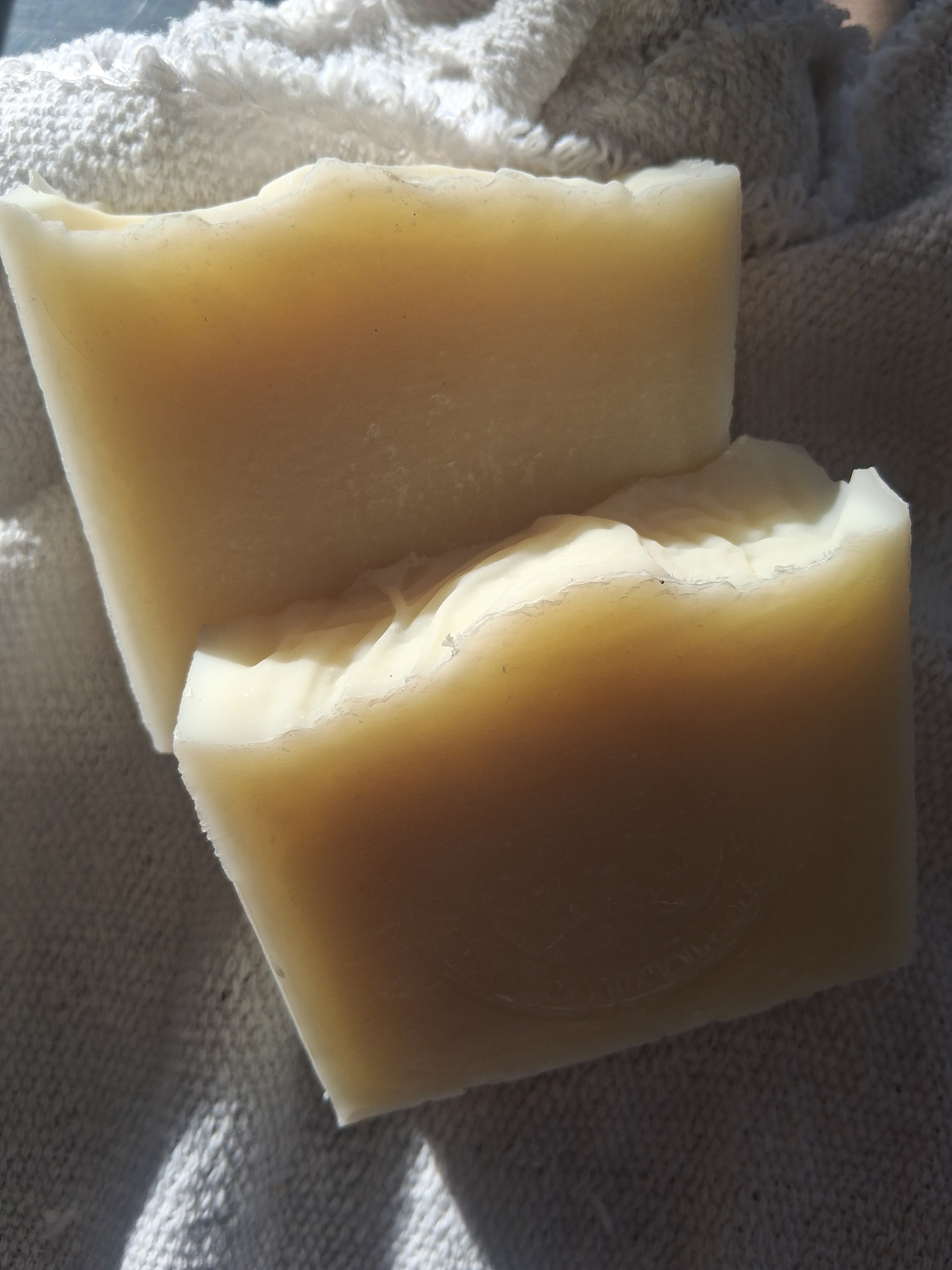 Natural bar soap made by Boner's Botanicals full of good ingredients for your skin.